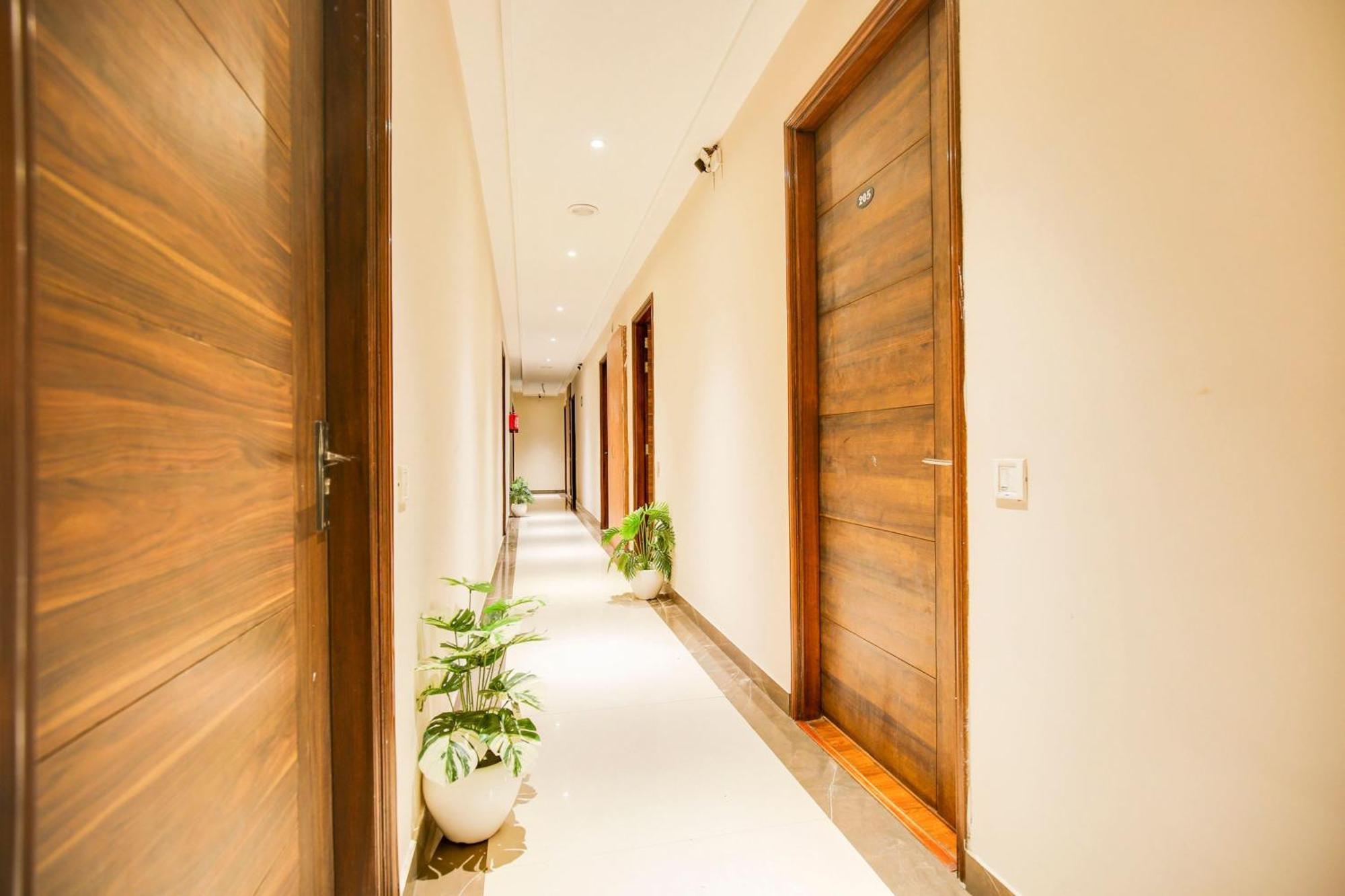 Super Townhouse Grand Fortune Amritsar Luaran gambar